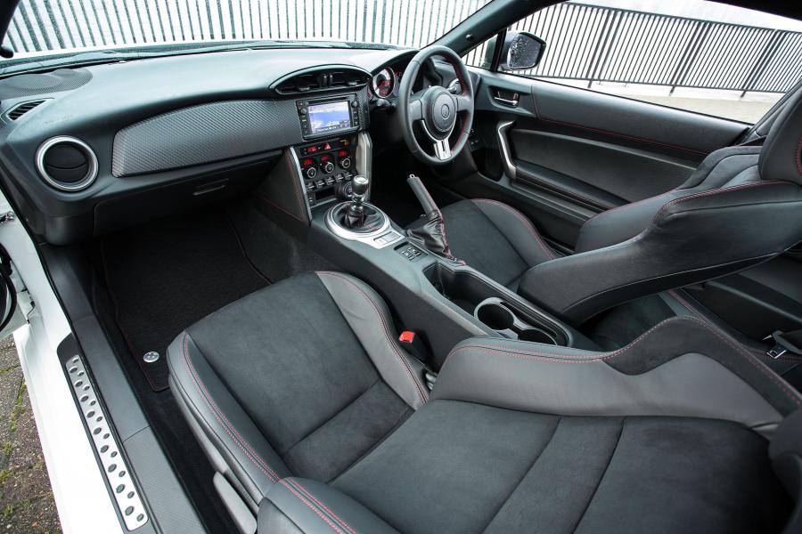  Toyota GT 86 Aero 2014 года  (фото 5 из 13)